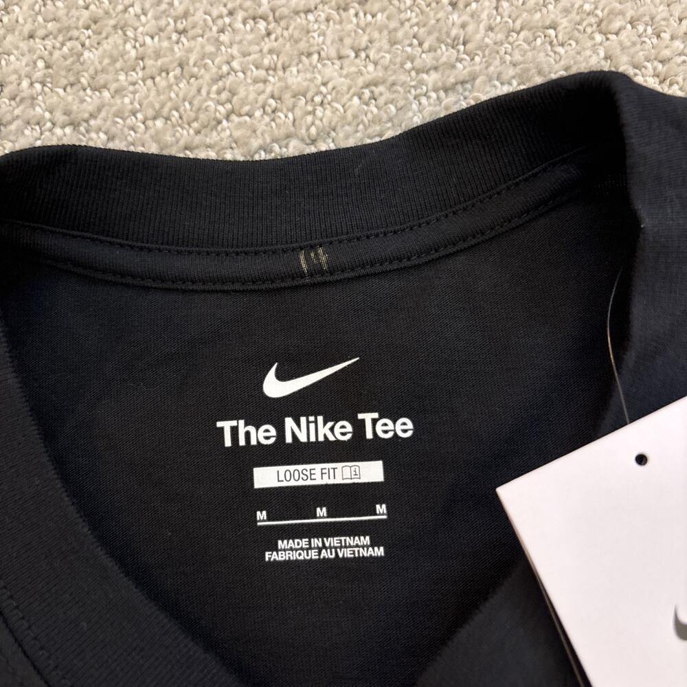 Nike Shirt Mens Medium Black Nike Dri-FIT Basketball Swoosh Court Graphic Tee - Picture 2 of 8